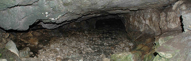 Monti Alburni: grotta dell'Acqua - rifugio Corcomone - rifugio Aresta - domenica 12 giugno 2016
